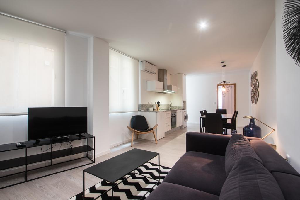 Luxury - Boutique Center Valenza